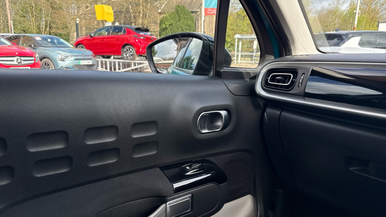 Citroen C3 1.2 PureTech Flair 5dr Petrol Hatchback